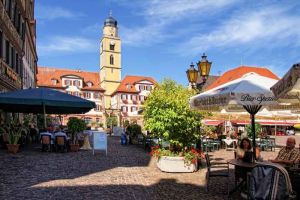 Wald, Wein, Wehrkirchen und Wertheim