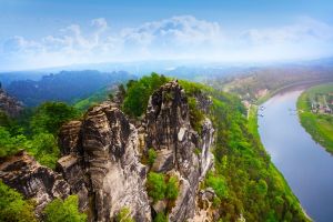 Einblicke ins Elbsandsteingebirge und die heimische Wildnis